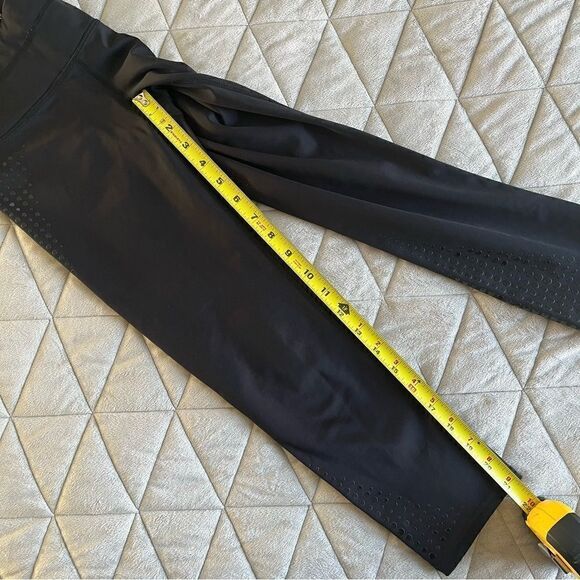 Athleta Gel Dot Sonar Women’s Capri Black Tight Compression Legging Extra Small - Picture 8 of 8